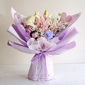Lilac Daydream (Lily and Roses Bouquet)