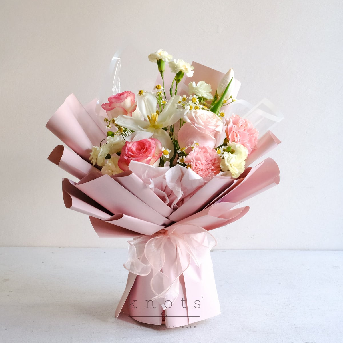 Cotton Blush (Pink Ecuadorian Rose Bouquet)