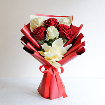 Love in Contrast (White and Red Ecuadorian Roses Bouquet)