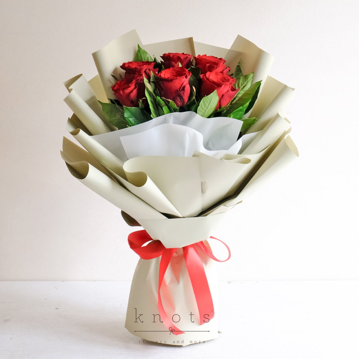 Scarlet Harmony (6 Red Roses Bouquet)