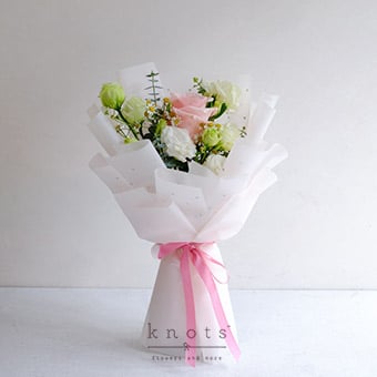Dewdrop Darling (Pink Ecuadorian Rose Bouquet)