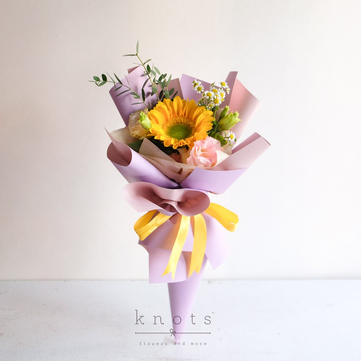 Sunshine Pop (Petite Sunflower Bouquet)