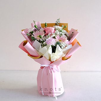 Rosy Dream (Pink Ecuadorian Rose and Gerbera Bouquet)