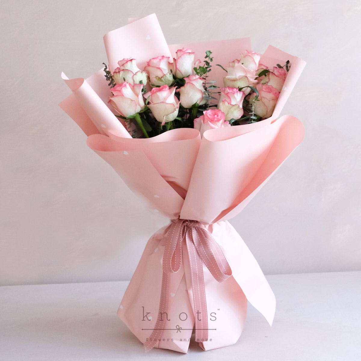 Positive Glam (Pink Roses Bouquet)