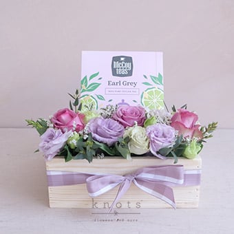 Soothing Morning (Purple Roses Arrangement with Tea)