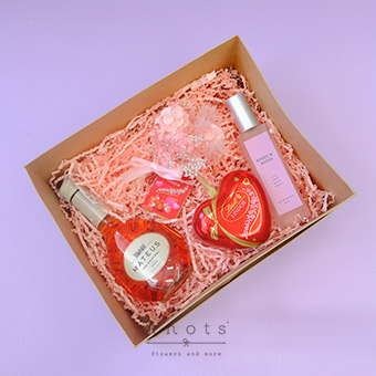 Gift of Love (Gift Box)
