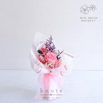 Amelie (Mini Dried and Preserved Bouquet)