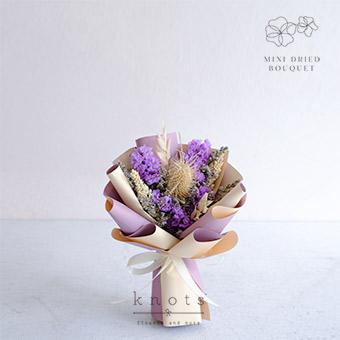 Lilac Dreamlet (Mini Dried Bouquet)