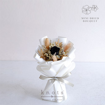 Midnight Rose (Mini Dried Bouquet)