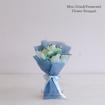 Juliette (Mini Dried & Preserved Flower Bouquet)