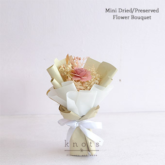 Amara (Mini Dried & Preserved Flower Bouquet)