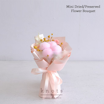 Astrid (Mini Dried & Preserved Flower Bouquet)