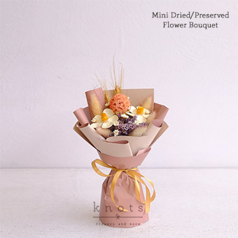 Mabel (Mini Dried and Preserved Bouquet)