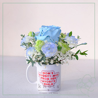 Mom's Favorite (Light Blue Ecuadorian Rose Arrangement)