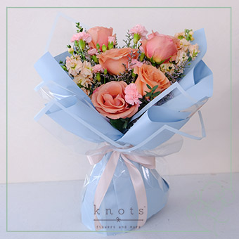Ocean of Love (Mocca Ecuadorian Roses Bouquet)