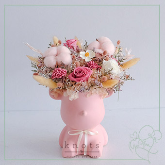 Beary Lovable (Preserved and Dried Arrangement)