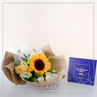 Ripple Rush (Sunflower Bouquet with Chocolate)