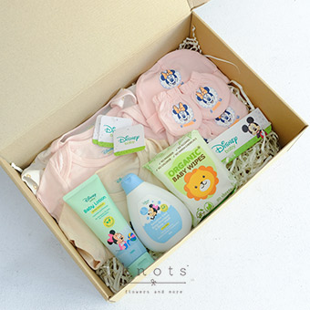 Little Dreamers (Newborn Gift Box)