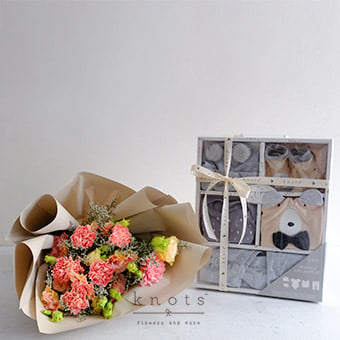 Tiny Wonders (Flowers and Newborn Gift)
