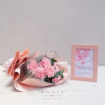 Moments and Memories (Carnation Bouquet and Photo Gift)