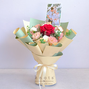 Every Moment (Rose Bouquet w/ Photo)