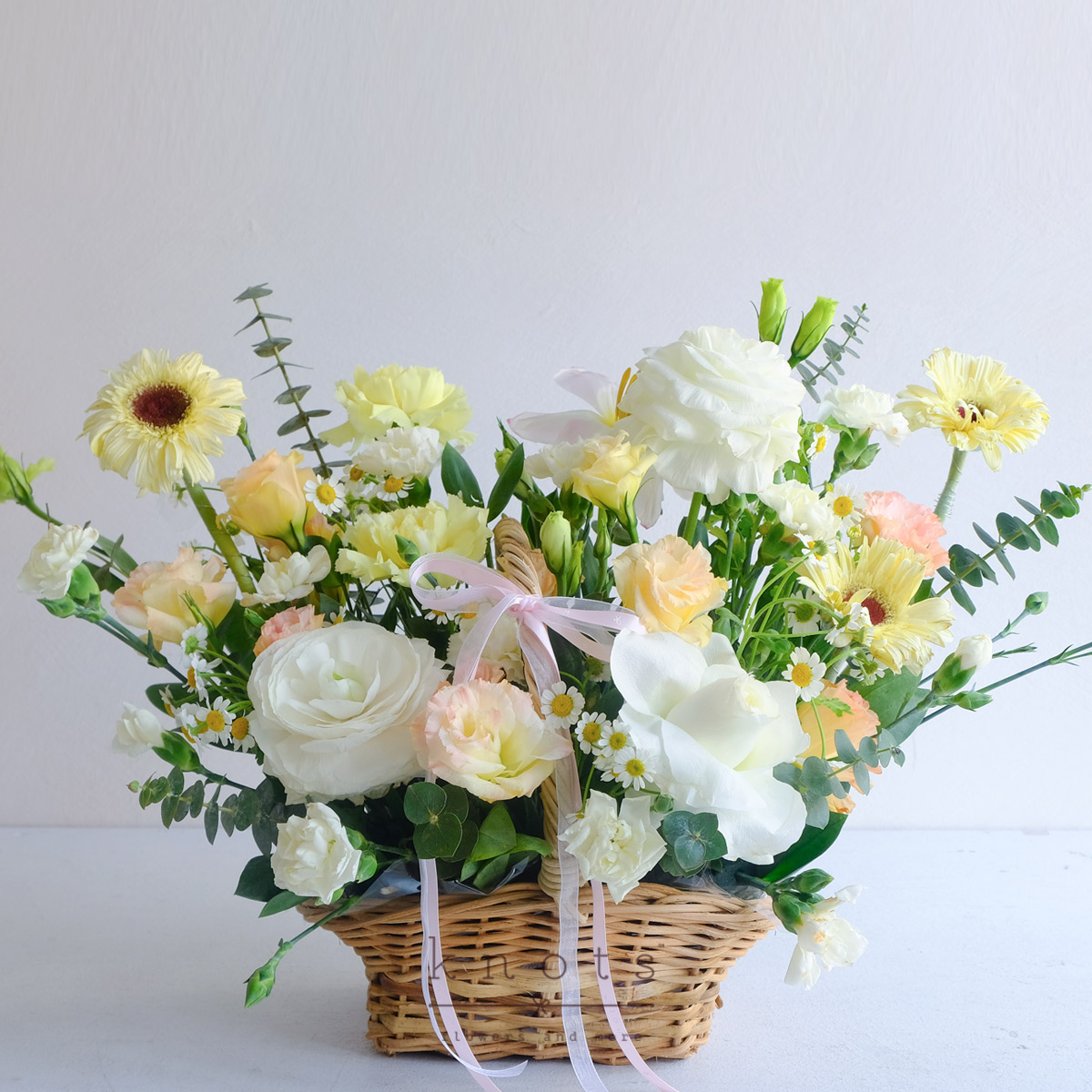 Sunlit Dream (Ranunculus Flower Arrangement)