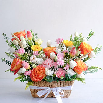 Joyful Serenade (Mixed Flowers Arrangement)