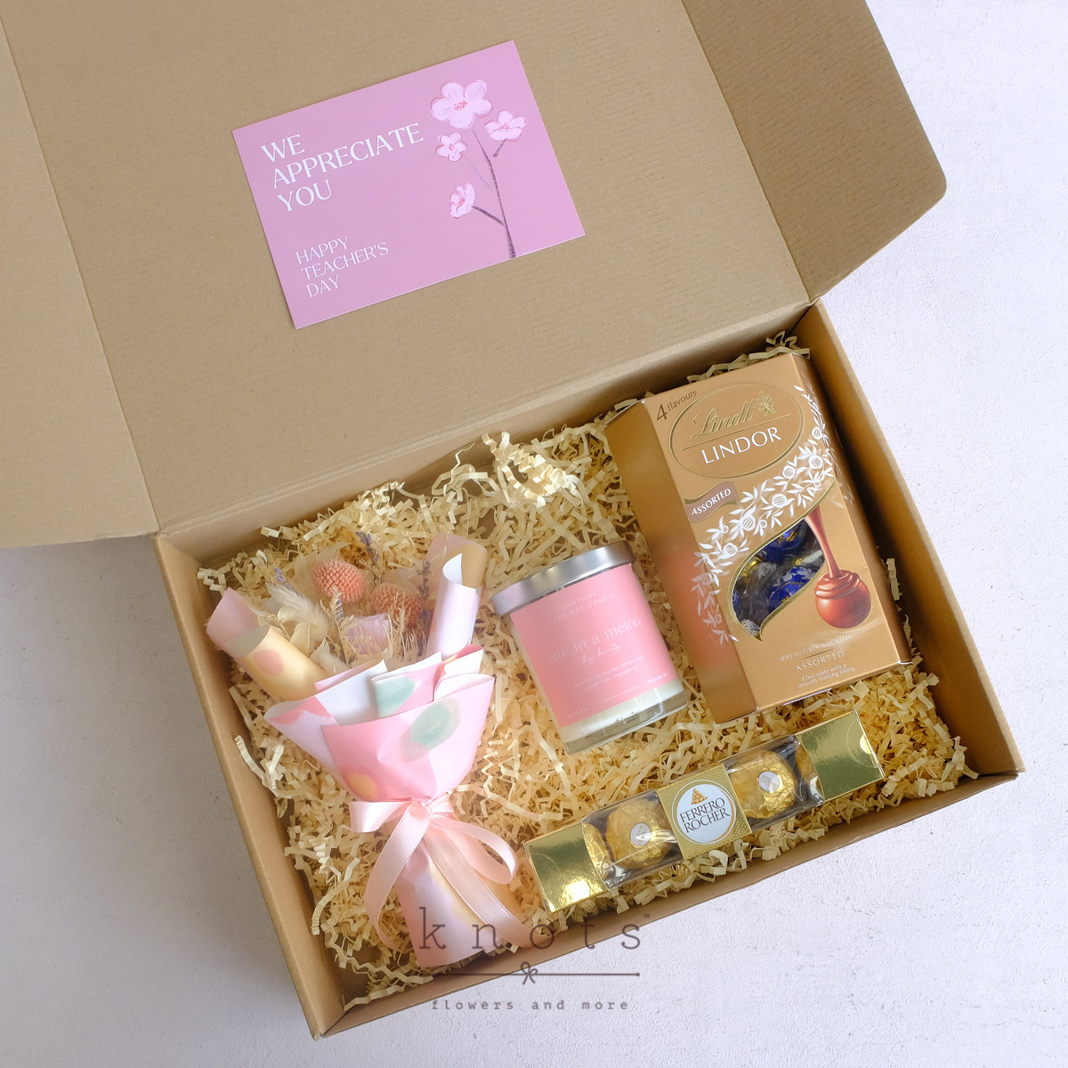 Light Bearer (Teacher's Day Gift Box)
