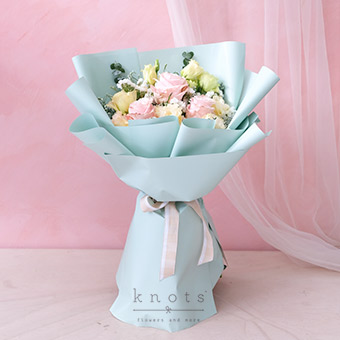 Kindest Heart (3 Pink Ecuadorian Roses Bouquet)