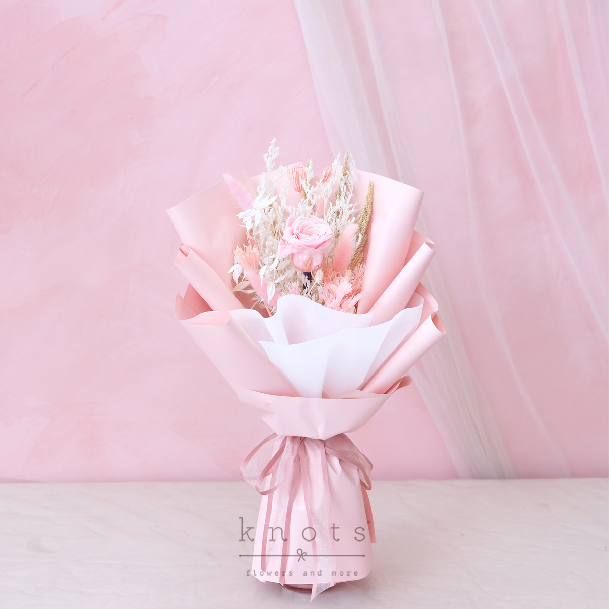 Pinky Swear (Preserved Rose Bouquet)