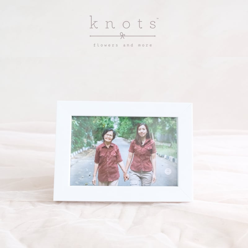 White Photo Frame 10x15 *Free Photo Printing