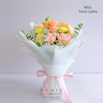 Dreamy Tale (Peach Ecuadorian Rose Bouquet)