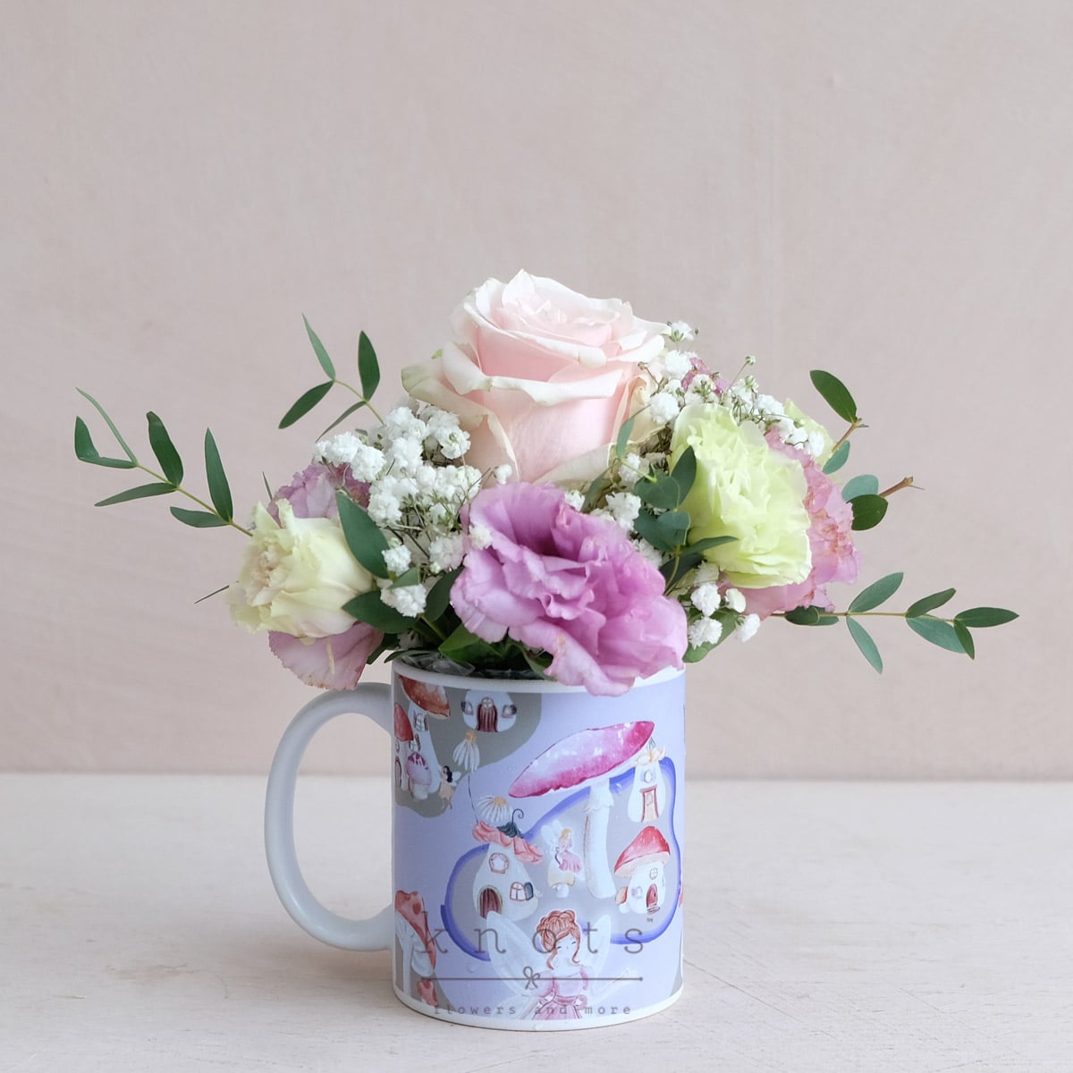 Pixie's Cauldron (Pink Ecuadorian Rose Cup Arrangement)