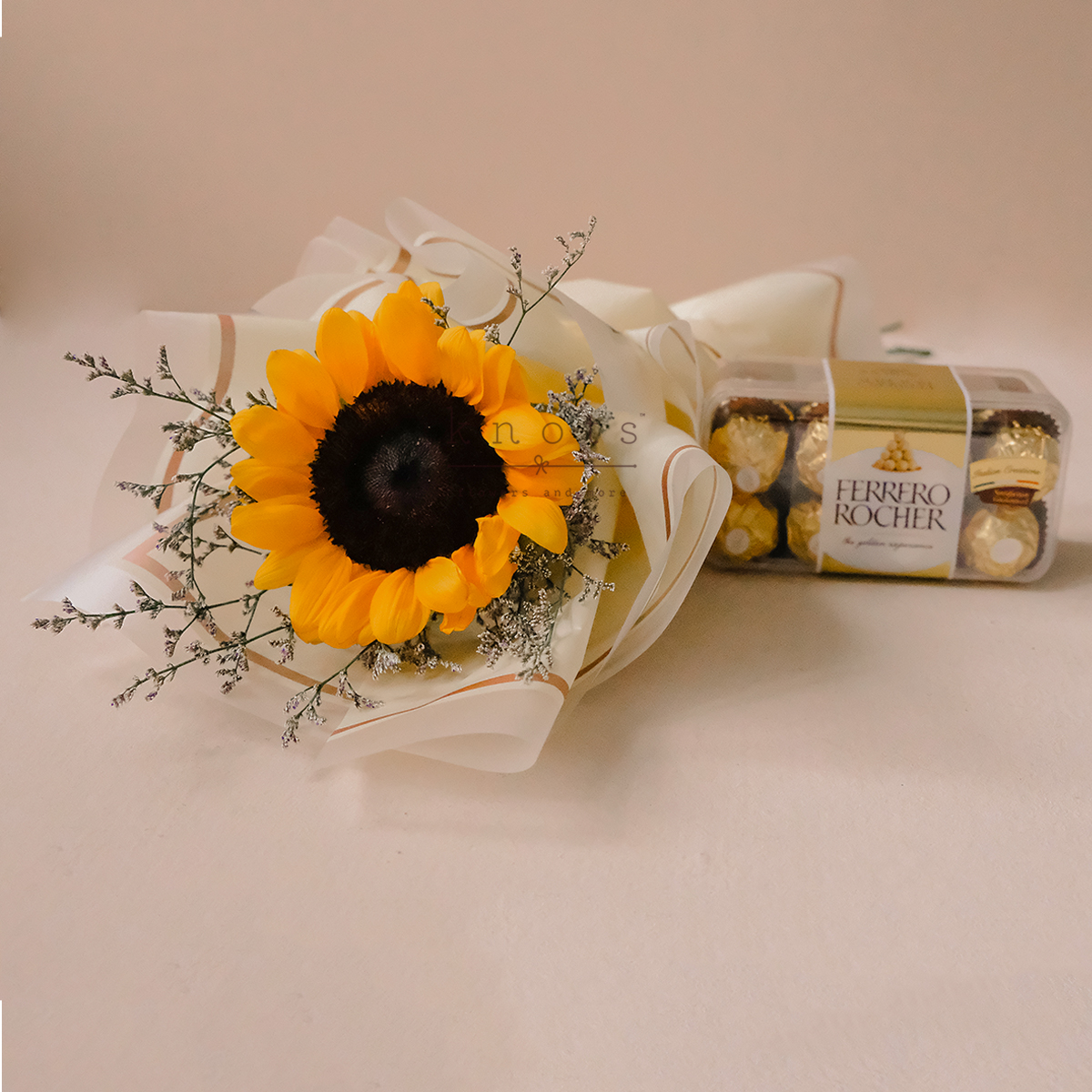 Summery Bonbon (Sunflower Bouquet with Ferrero Rocher Chocolate
