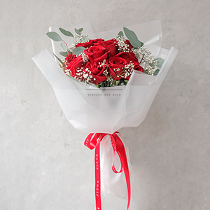Messenger of Love (Red Ecuadorian Roses Bouquet)
