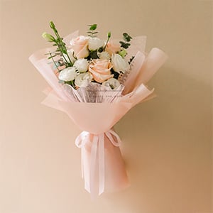 Bubbly Cotton Candy (Shimmer Ecuadorian Roses Bouquet)