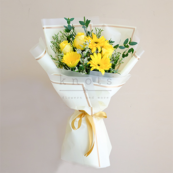 Your Smiling Face (Yellow Roses & Gerbera)