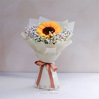 Beautiful Horizon (Sunflower Bouquet)