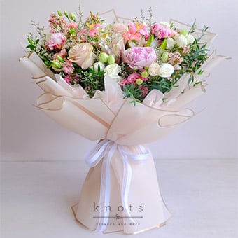 Glory of Love (Mixed Flowers Bouquet)