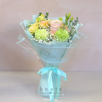 Aquamarine (Pink Ecuadorian Rose Bouquet)