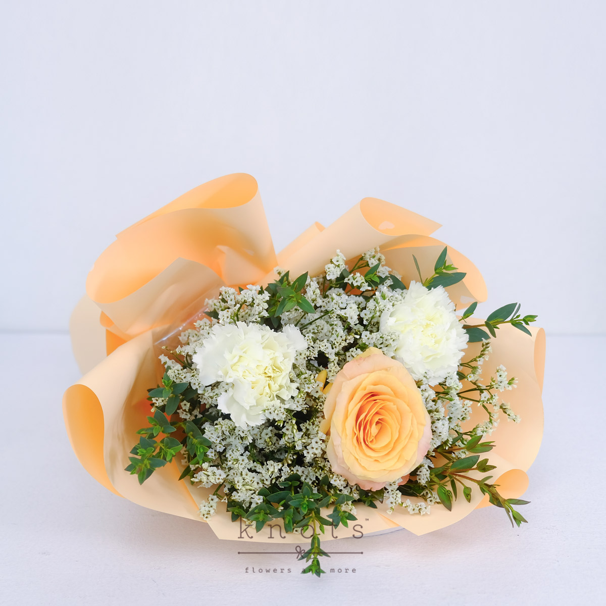 BQ2507-Romantic-Radiance-Shimmer-Ecuadorian-Rose-BouquetA_1200