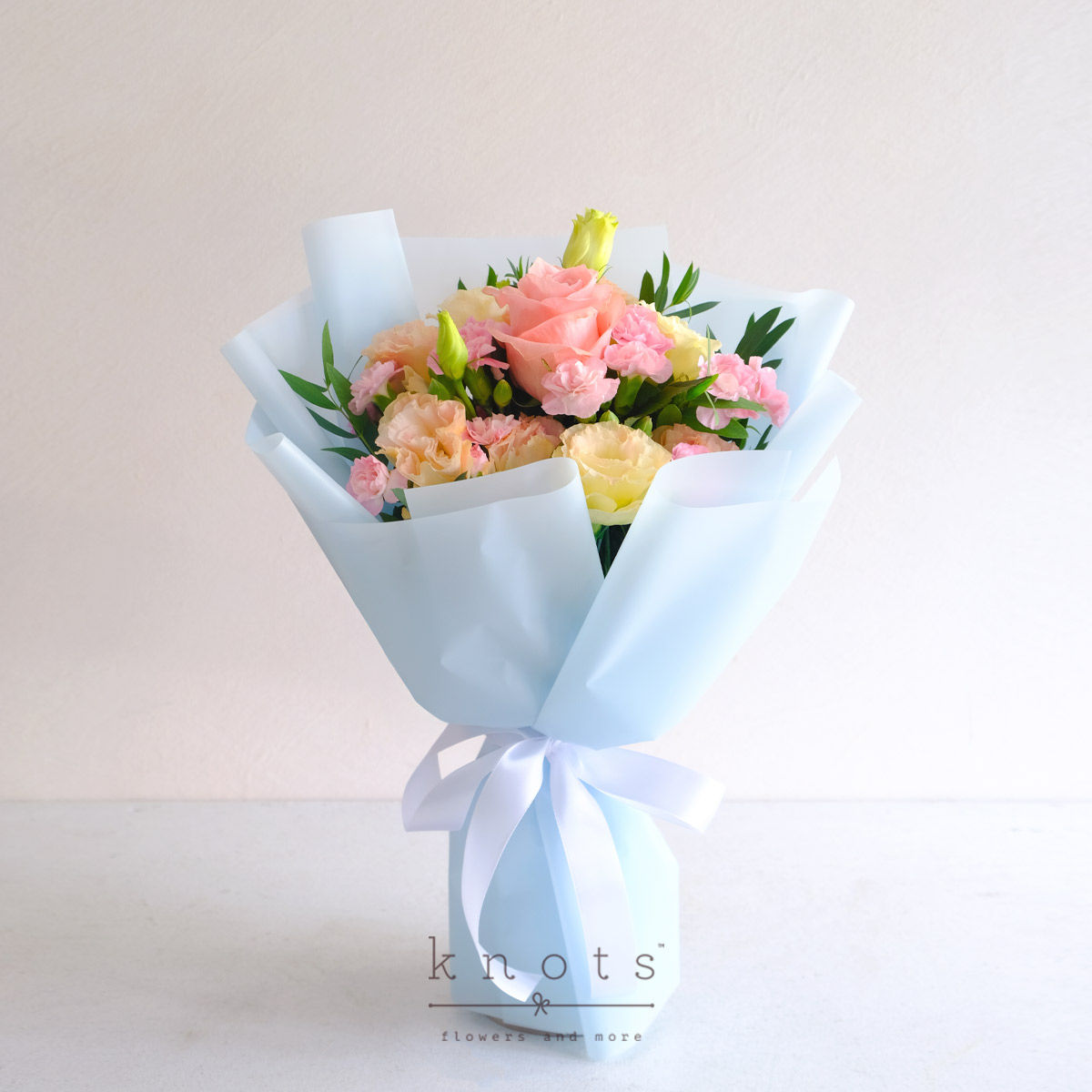 Dreamy Blush (Pink Ecuadorian Rose Bouquet)