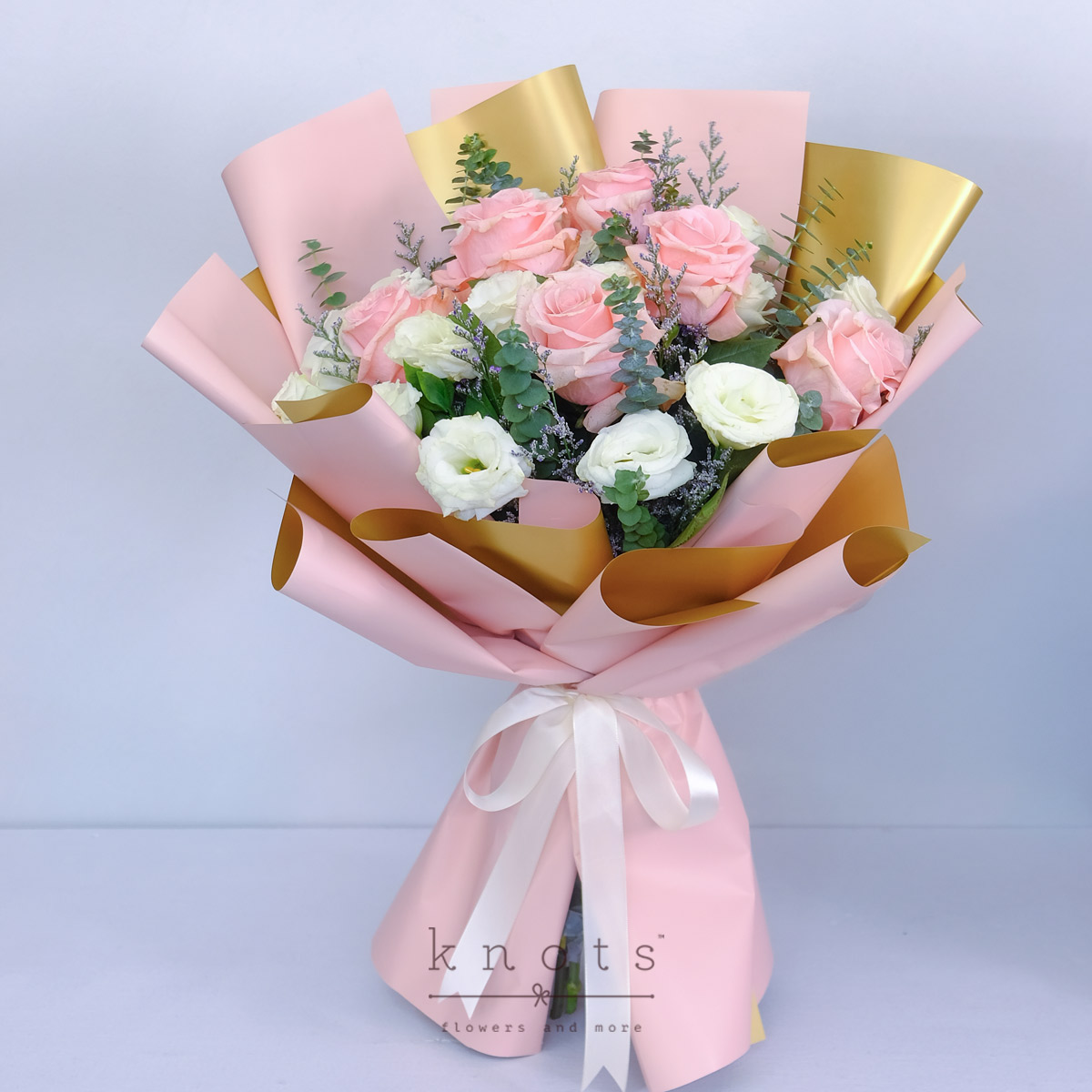 Sweet Romance (6 Pink Ecuadorian Roses Bouquet)