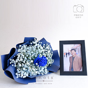 Bloom Keepsake (Blue Ecuadorian Rose and Photo Gift)