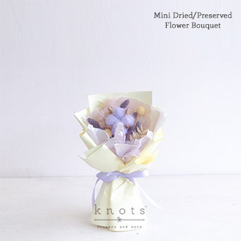 Robyn (Mini Dried & Preserved Flower Bouquet)