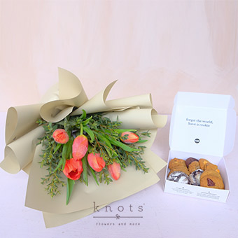 Sweet Dawn (Orange Tulips Bouquet w/ Cookies)
