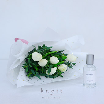 FG2502-White-Tulips-Bouquet-with-Perfume_340