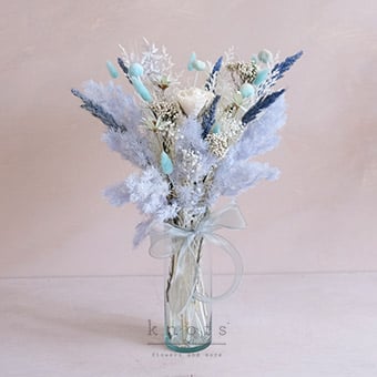 Blue Sky (Dried Flowers Arrangement)