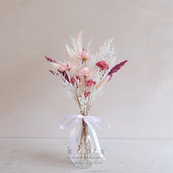 Ellie ( Dried Arrangement)
