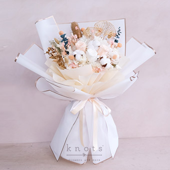 Bel Amour (Dried & Preserved Flower Bouquet)